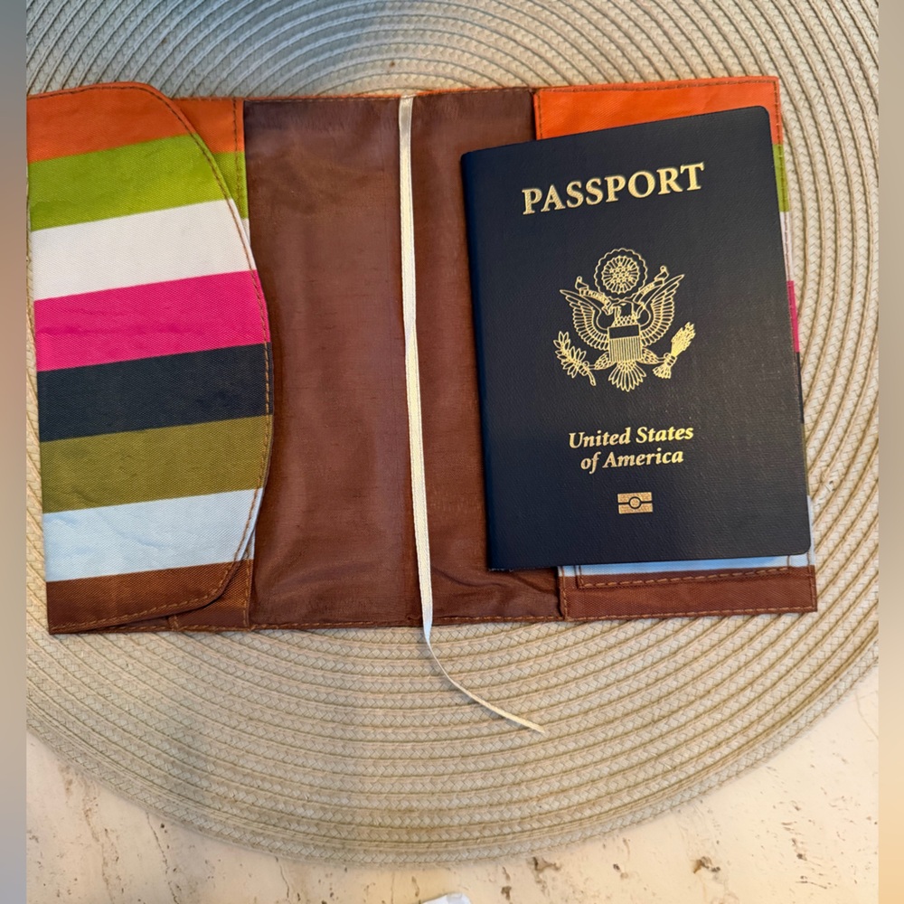Coach Legacy Striped Canvas Envelope Pouch with Gold Logo for Passport/Ledger - Picture 4 of 9